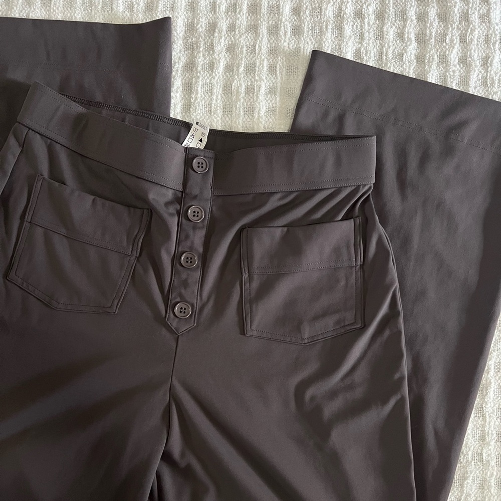 HALARA High Waisted Button Straight Leg Casual Pants✨🪩 - Picture 4 of 9